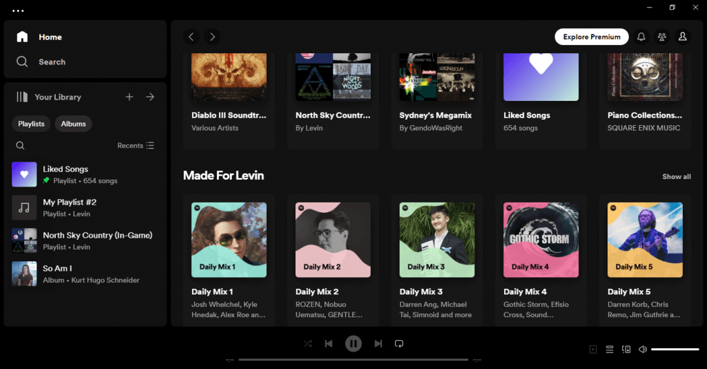 Masaüstü görüntüsünde Spotify Çalma Listesini Karıştırma